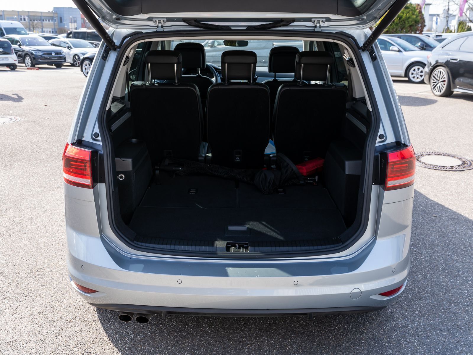 Volkswagen Touran - Bild 9