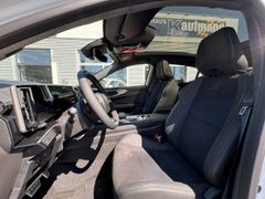 Fahrzeugabbildung Rafale 200 E-Tech Full Hybrid Esprit Alpine Voll