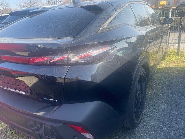 Fahrzeugabbildung Peugeot 408 GT 1.6 PlugIn Hybrid 225 e-EAT8