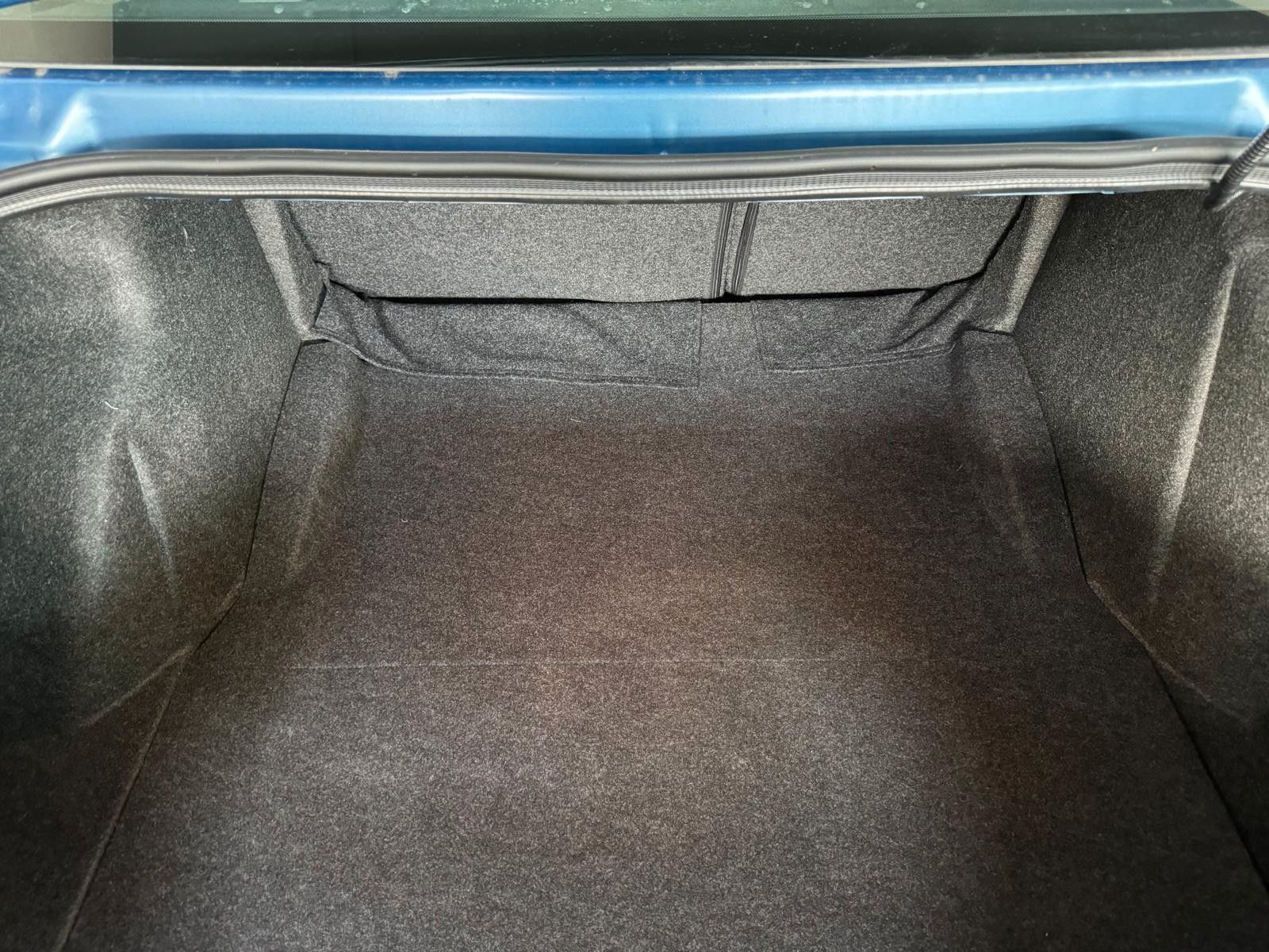 Fahrzeugabbildung Dodge CHALLENGER HELLCAT JAILBREAK-LAGUNA-YELLOW CAL.-