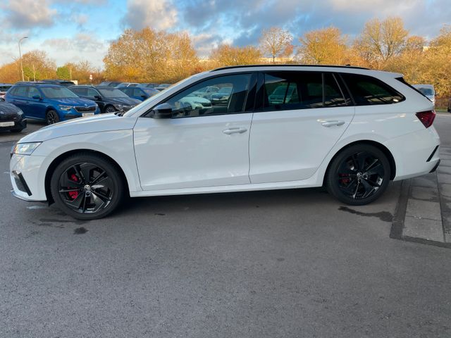 Skoda Octavia Combi 2,0TSi RS 6-Gang Matrix Navi Key