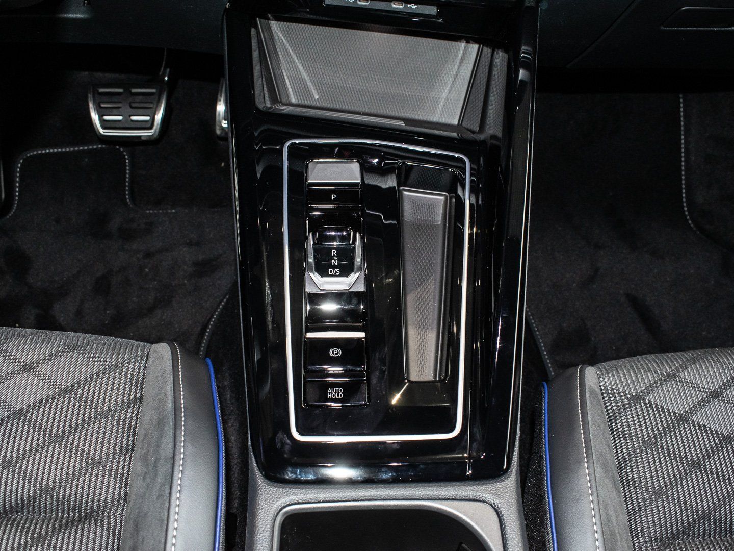 Volkswagen Golf - Bild 11