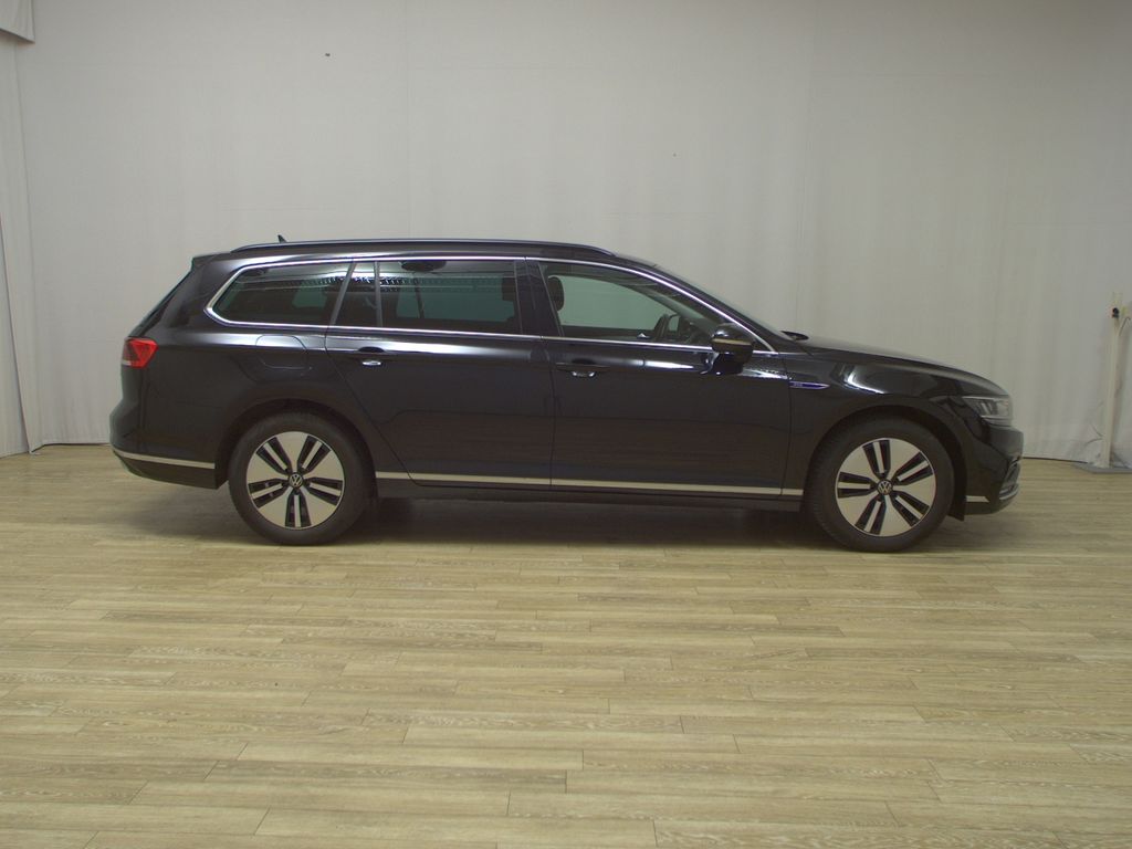Image of Volkswagen Passat Variant