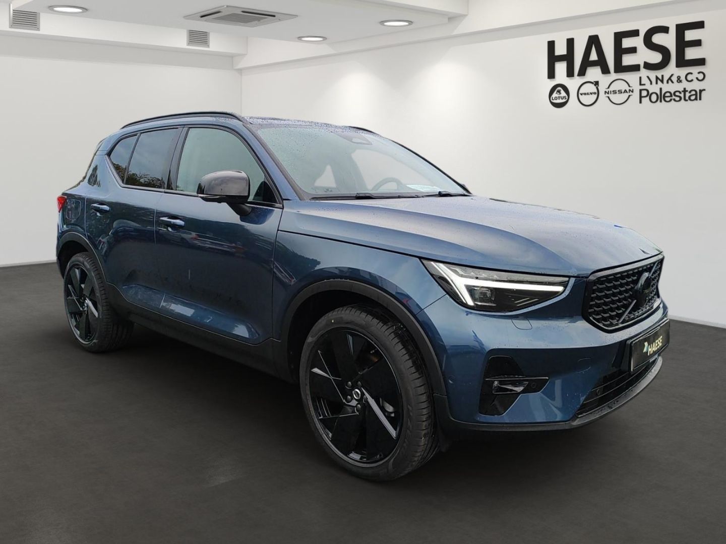 Volvo XC40 B3 Plus Black Edition Navi Digitales Cockpi imagem 3