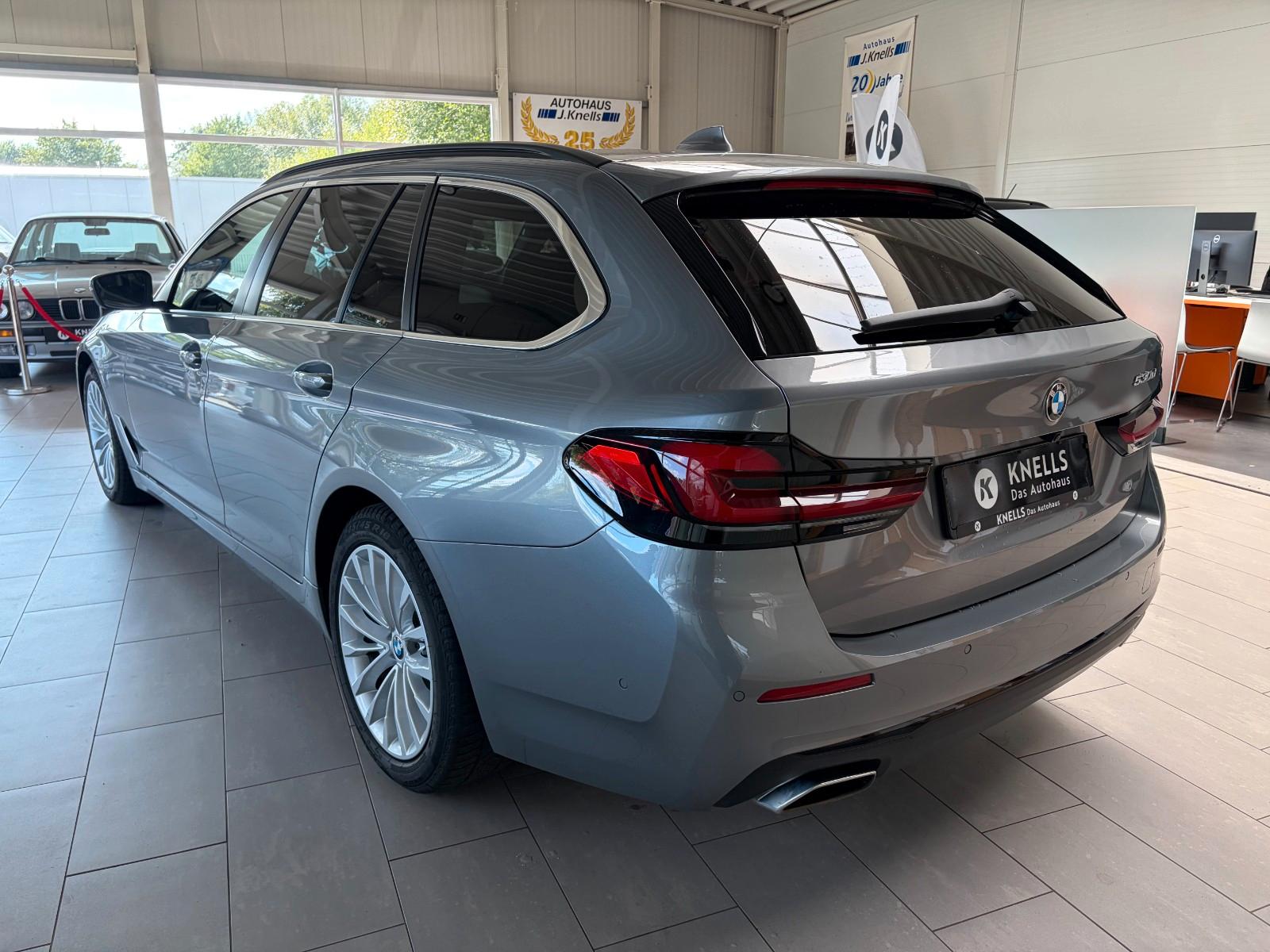 BMW 530d Touring/M-LENKR/LEDER/KAMERA/ACC/KEYLESS