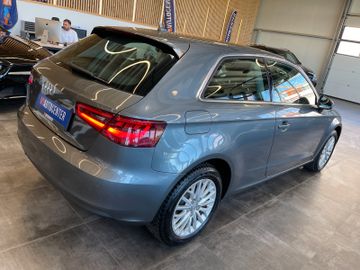 Audi A3 ambiente *BI-XENON*NAVI*TEMPOMAT*SZHZ*KLIMA*
