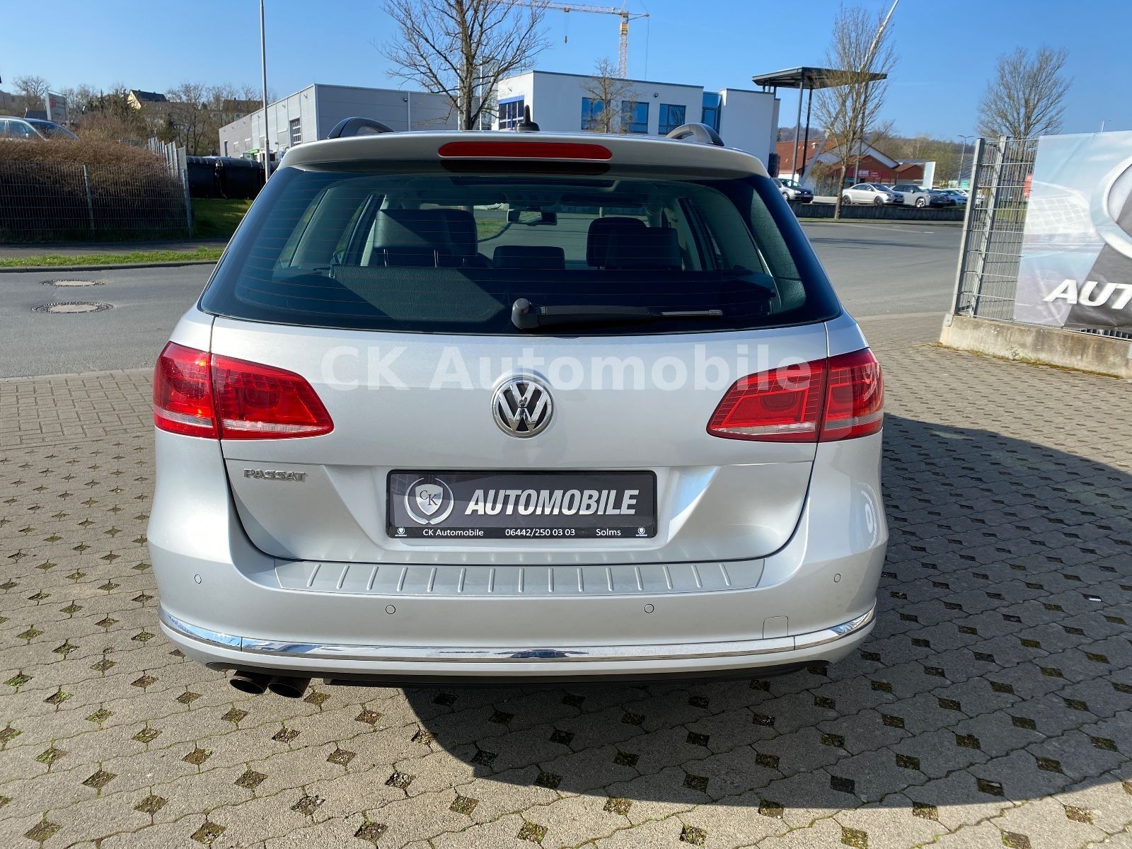 Fahrzeugabbildung Volkswagen Passat Variant Comfortline BM/DSG/Navi/Bi-Xenon