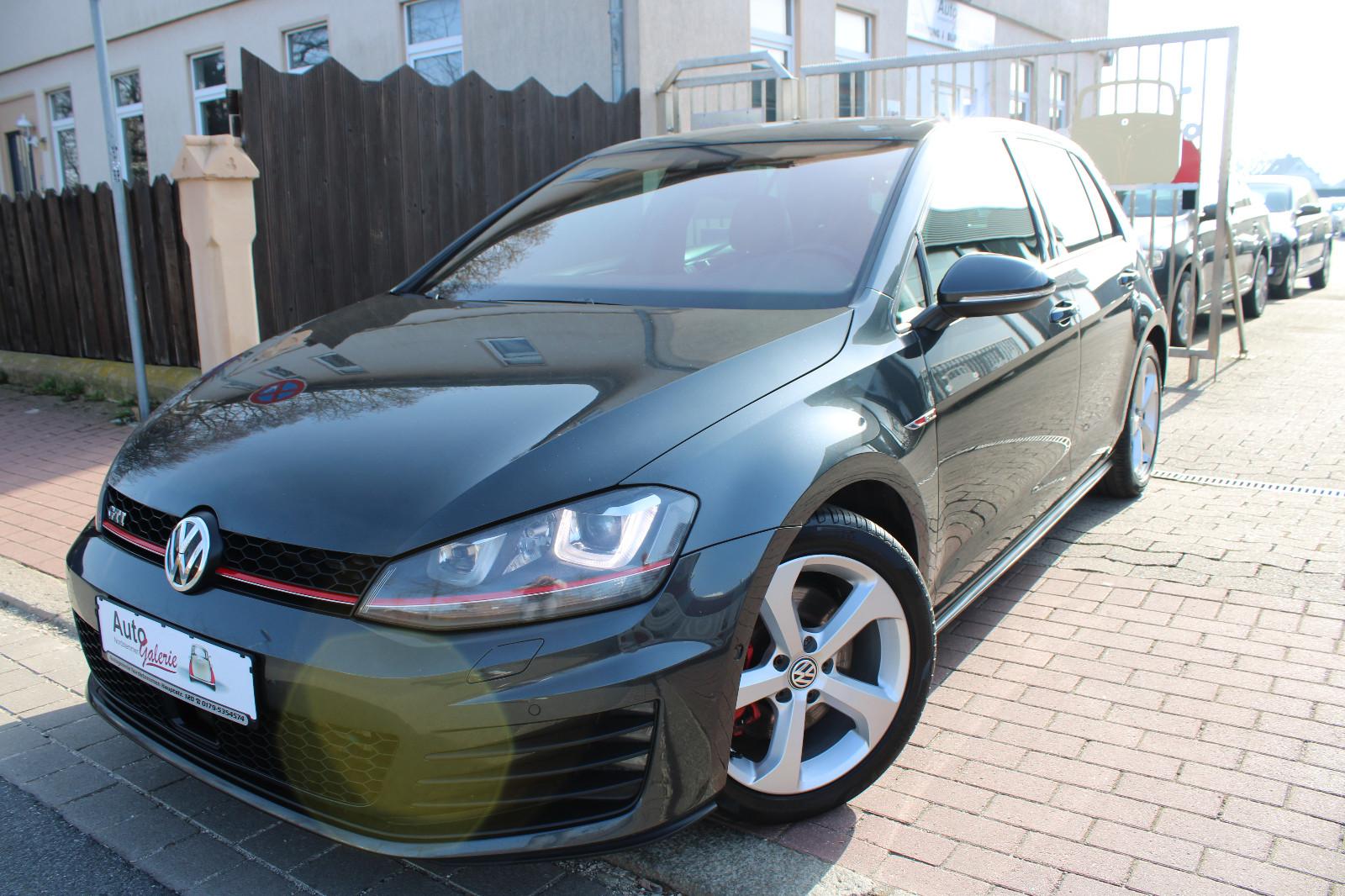 Volkswagen Golf VII Lim. GTI BMT|Automatik|Panorama|Alu