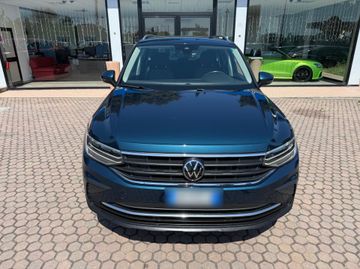 Volkswagen Tiguan - 2