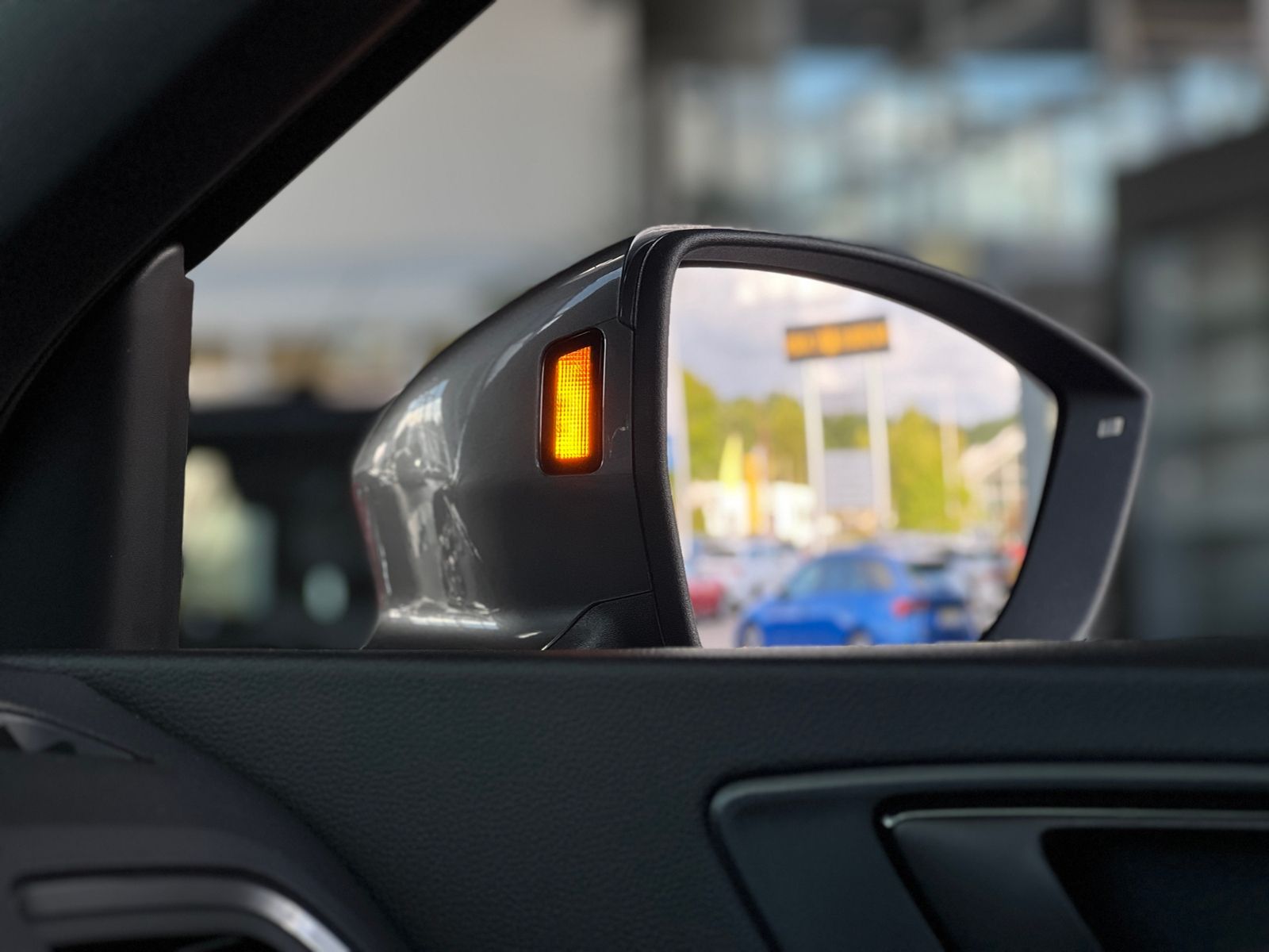 Fahrzeugabbildung CUPRA ATECA Limited Edition MY21 4Drive PANO NAV LEDER