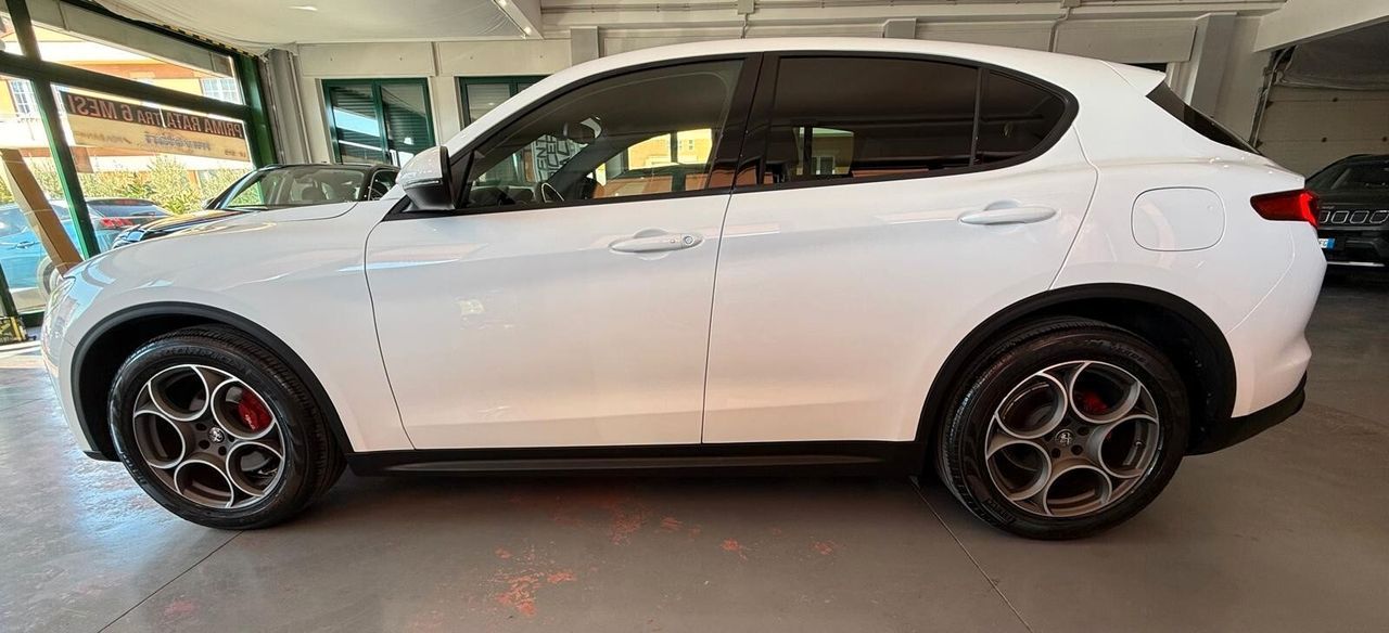 Other Alfa Romeo Stelvio 2.2 160 CV AT8 RWD Sprint imagem 3
