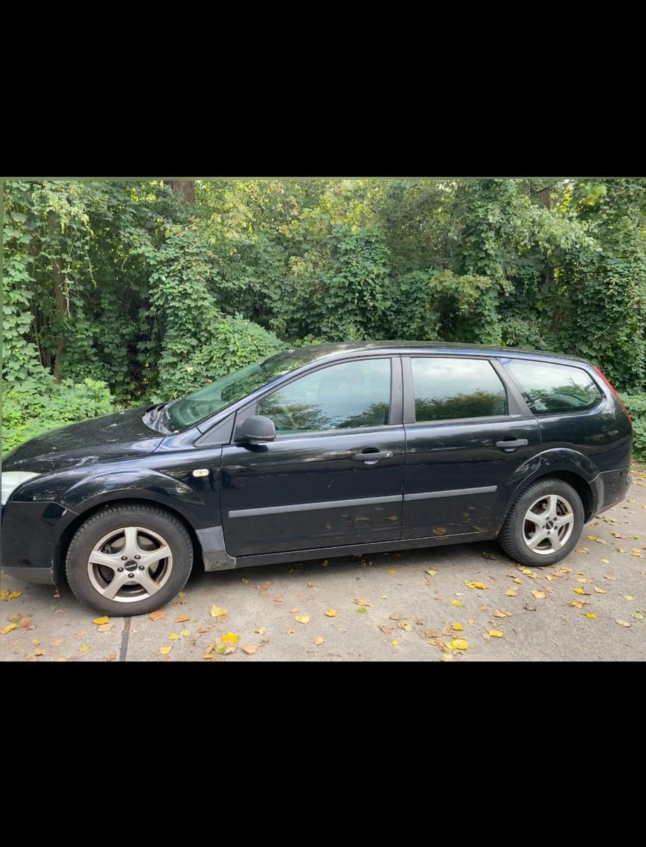 Ford Focus 2005 — engine 109 HP (80kW)