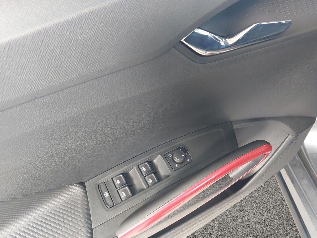 Fahrzeugabbildung SKODA Fabia 1.0 TSI Monte Carlo LED Navi SHZ