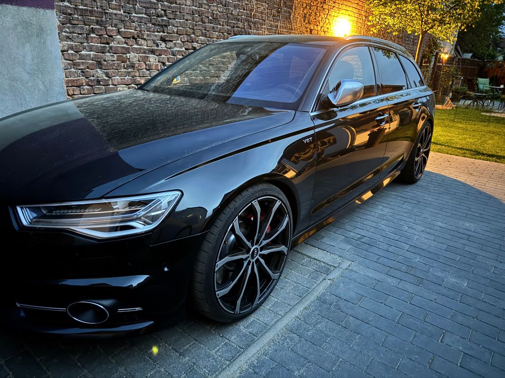 Image of Audi S6
