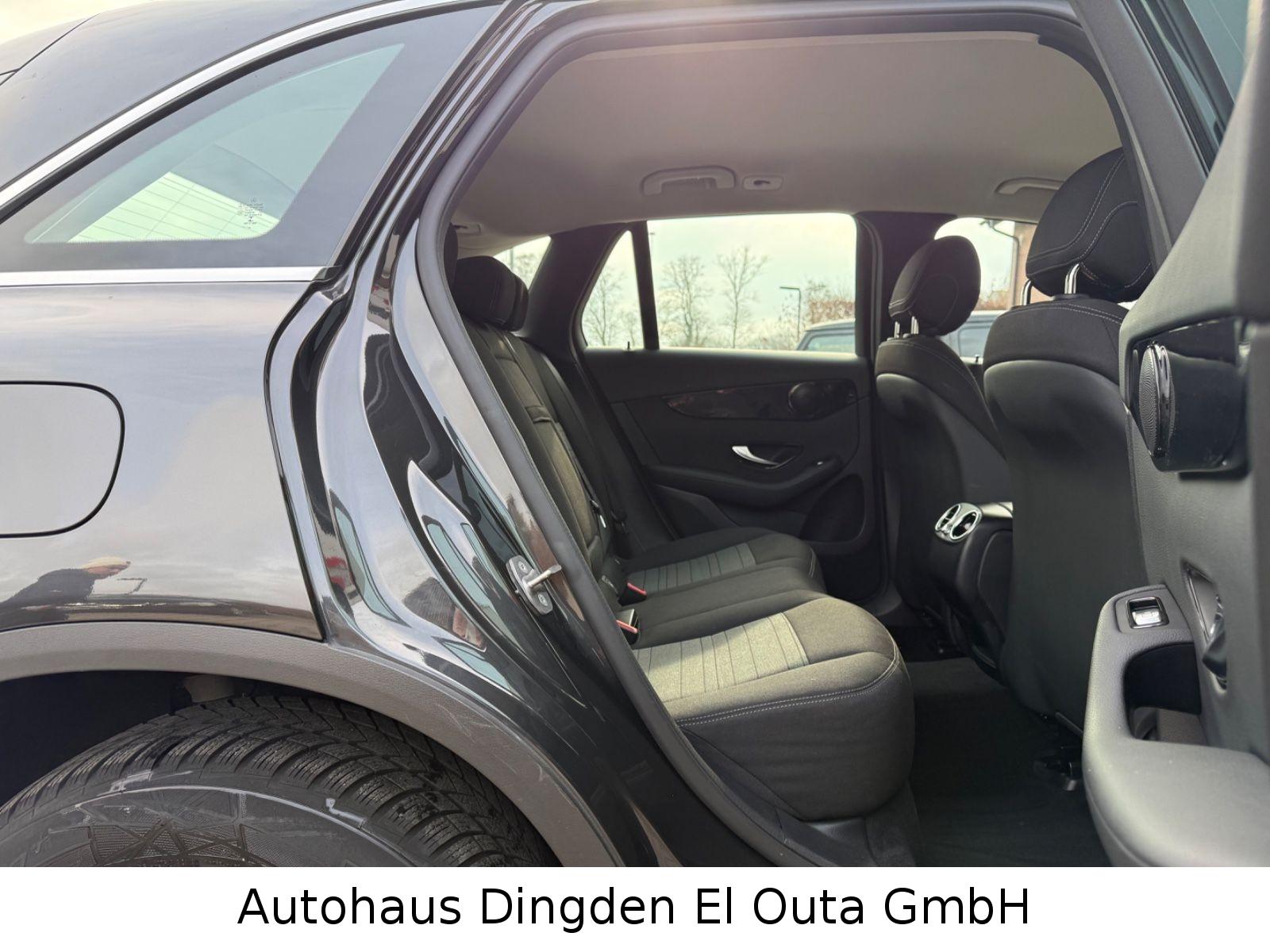 Mercedes-Benz GLC 300d Business 4Matic