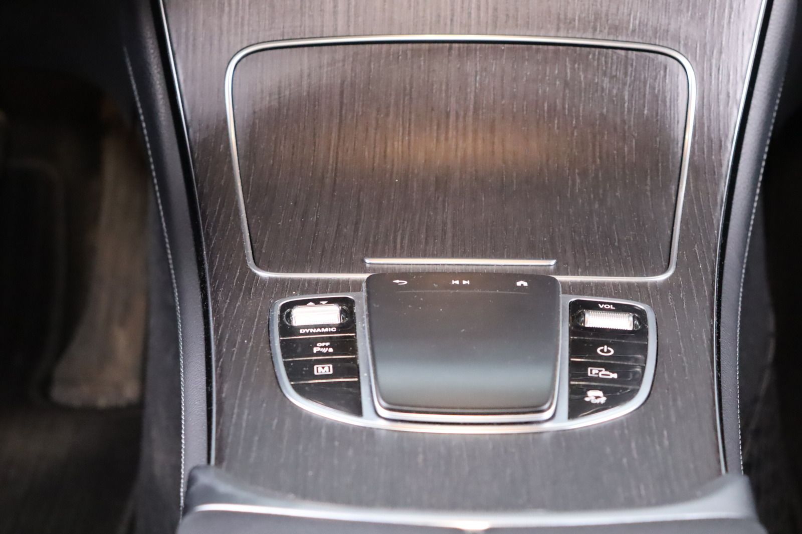 Fahrzeugabbildung Mercedes-Benz GLC 300 e 4Matic * DIS * RFK * LED