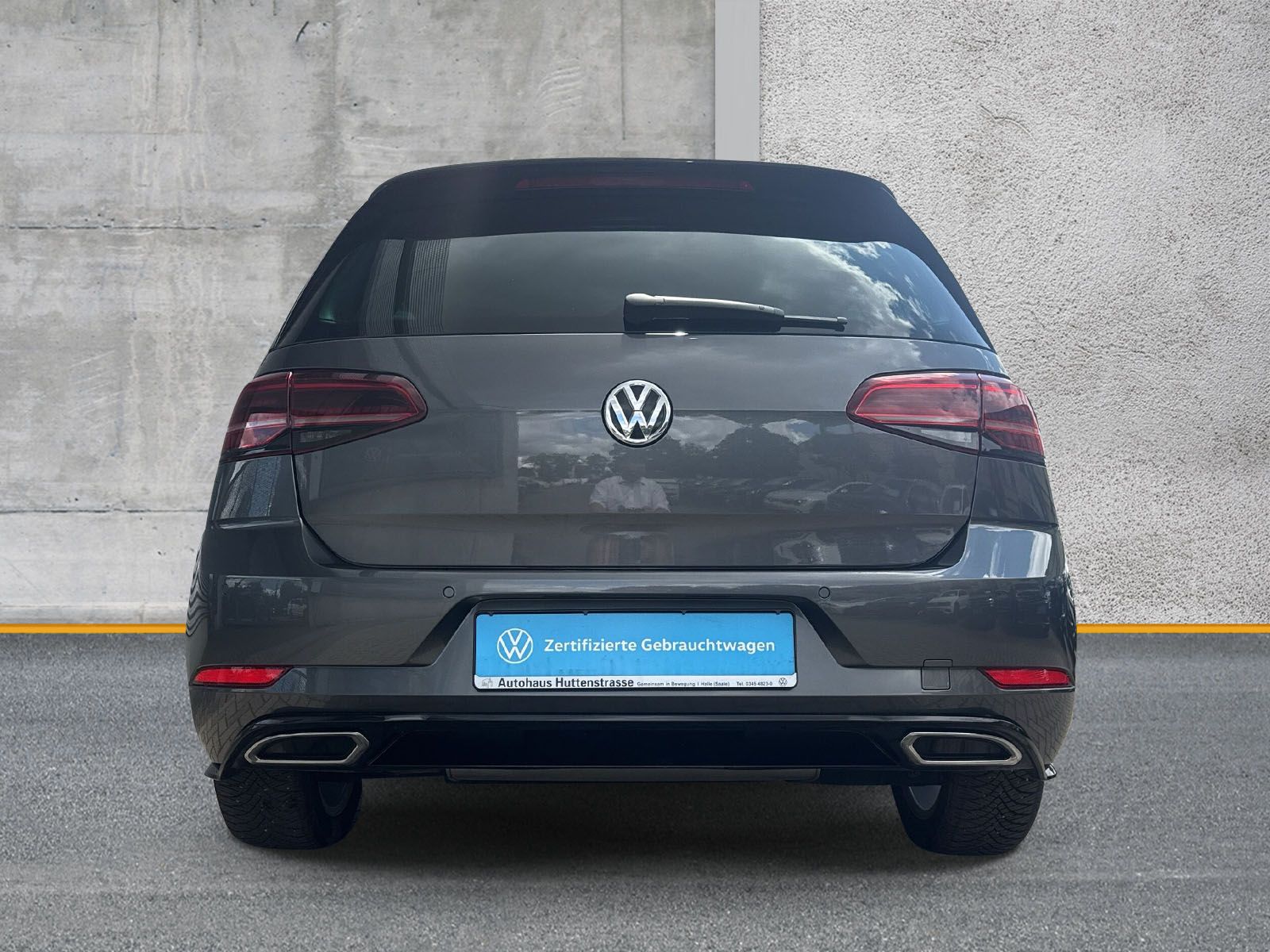 Fahrzeugabbildung Volkswagen Golf VII 1.5 TSI DSG R-Line LED NAVI SHZ ACC