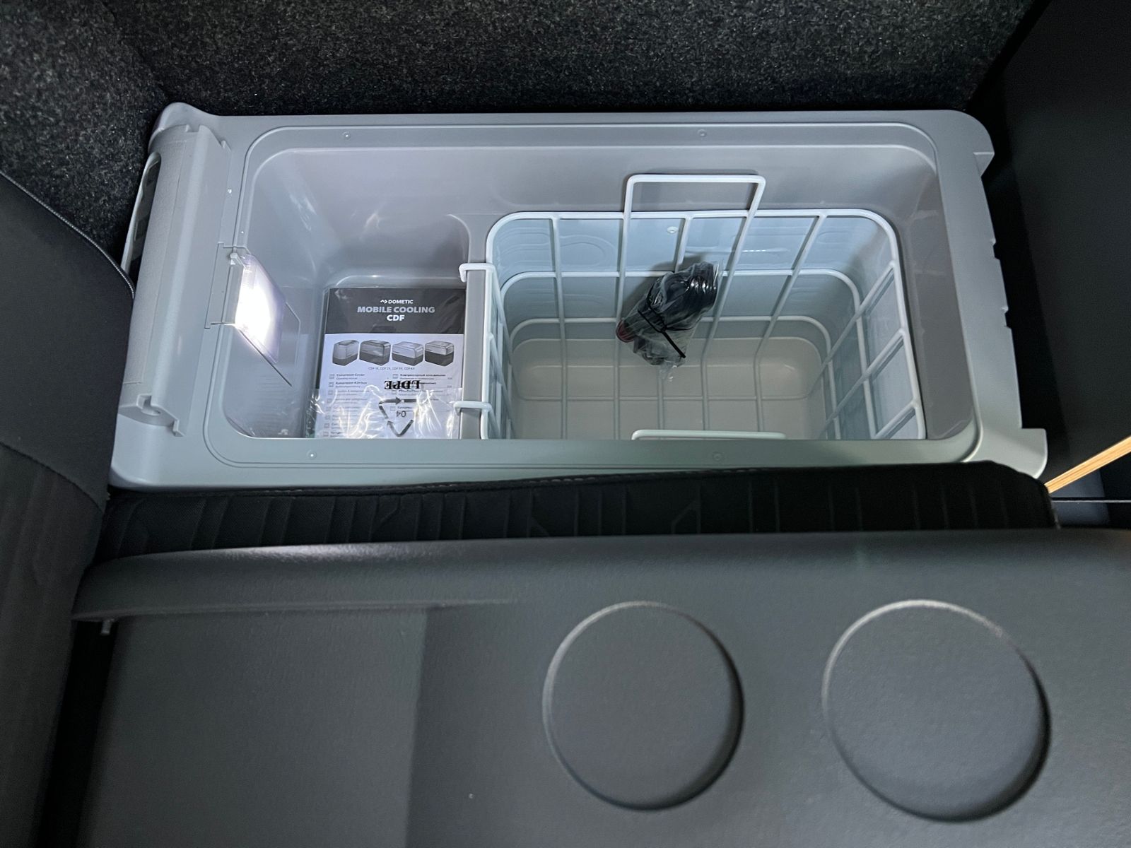 Fahrzeugabbildung Volkswagen T6.1 SpaceCamper Light Caravelle 2.0 TDI 4 Motio