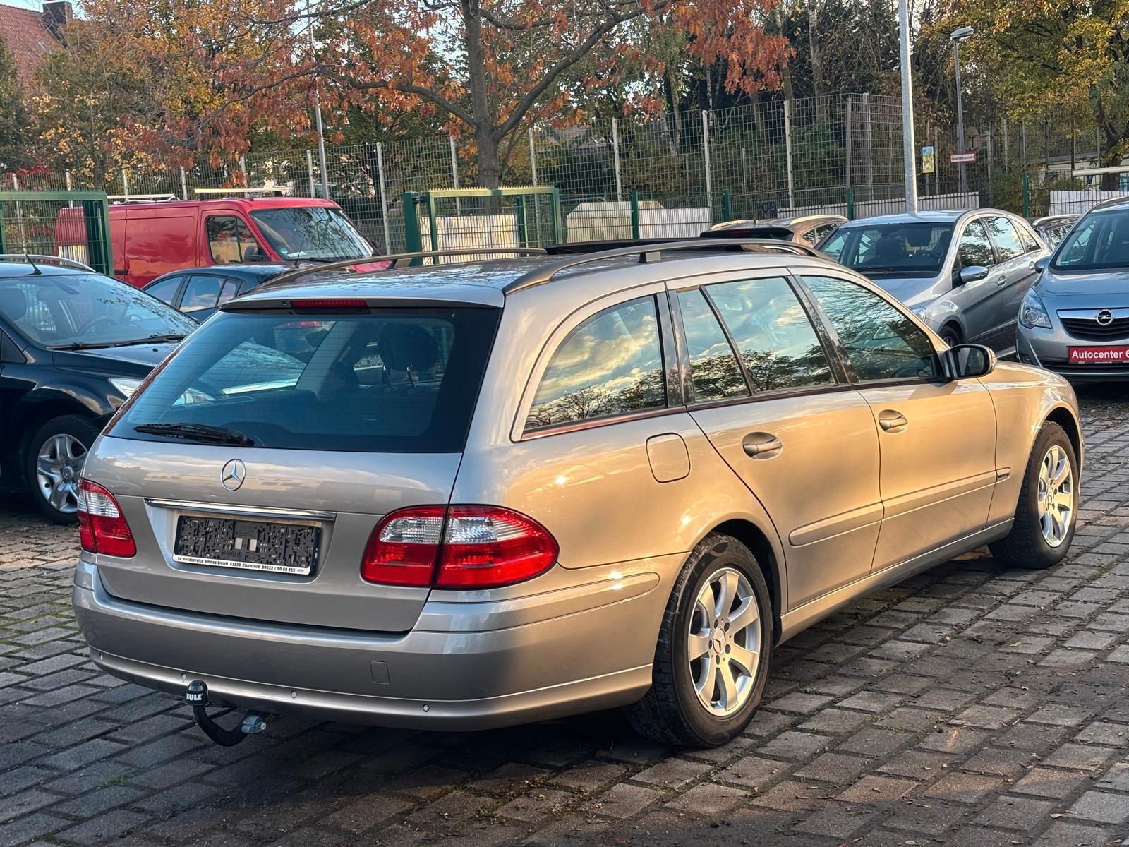 Mercedes-Benz E200 2004 — photo 5