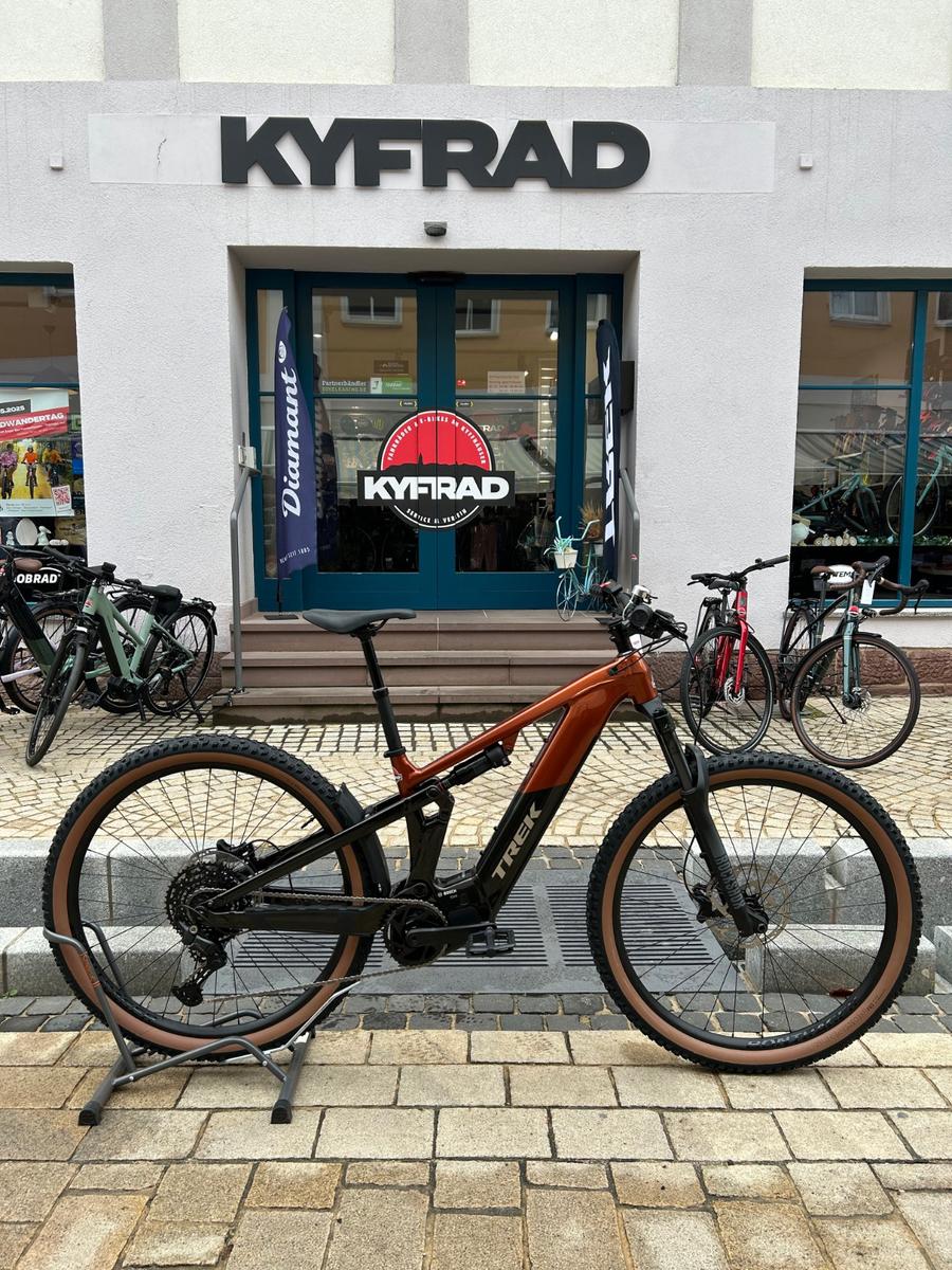 Trek Powerfly+ FS4 * Bosch CX * 600Wh * Cues U6000