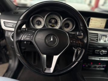 Mercedes E 200 - 11
