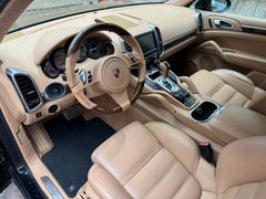 PORSCHE Cayenne Turbo PORSCHE Cayenne Turbo