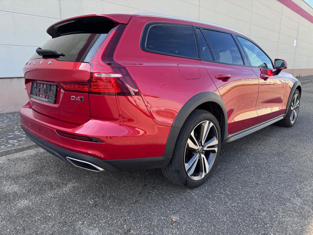 Volvo V60 Cross Country