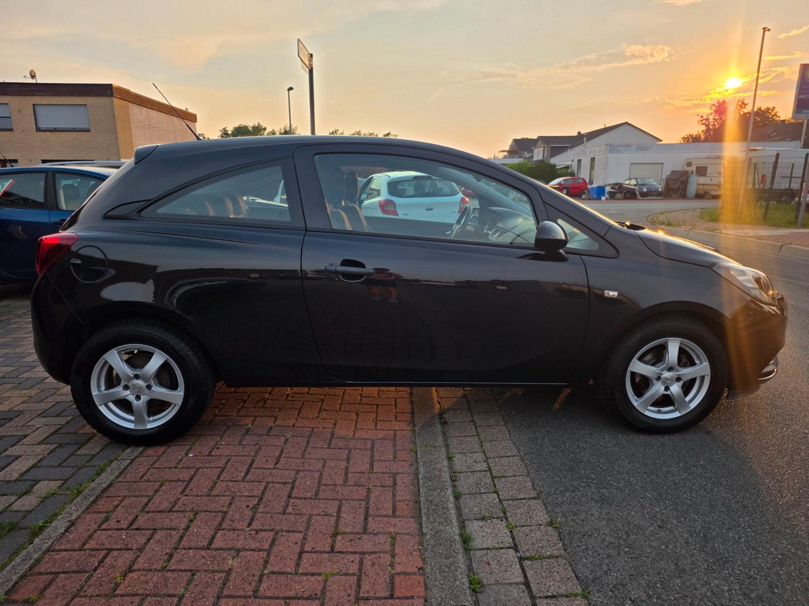 Opel Corsa 1.2**Klima**Bluetooth **Tüv Neu**