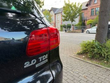 Volkswagen Tiguan - 11