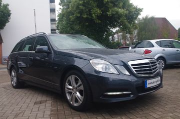 Mercedes E 220 - 2