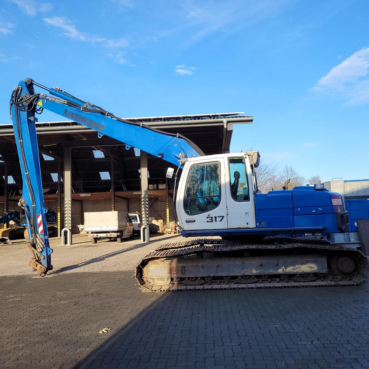 Liebherr R317 Multiuser,  langes Laufwerk, Zusatzpumpe
