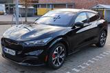 Ford Mustang Mach-E Dual-Emotor AWD Std Range 198kW, 