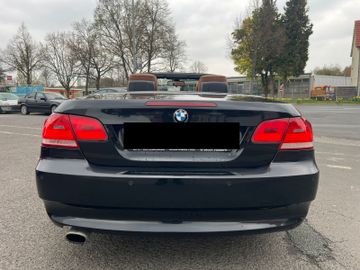 BMW 320 - 4