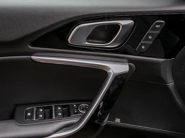 Kia Ceed Sportswagon Platinum Edition Stauassistent
