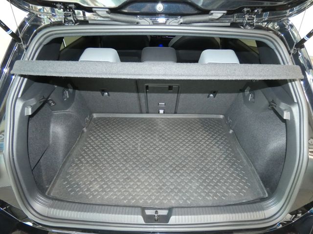 Golf 2.0 TSI R-Line DSG AHK KAMERA LED PLUS