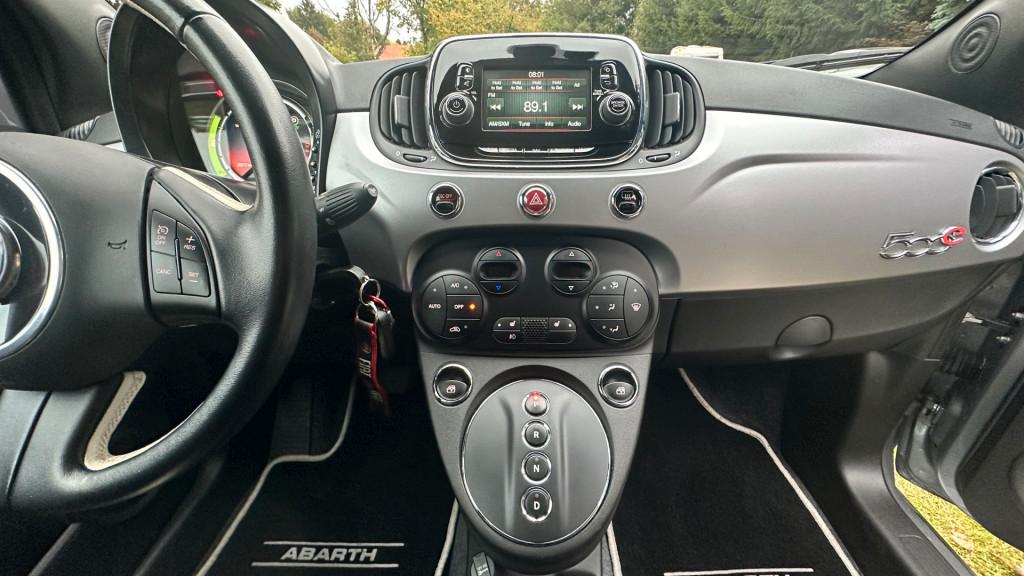 Fiat 500e Abarth California Klima+Navi+Ganzjahr+SH+FS