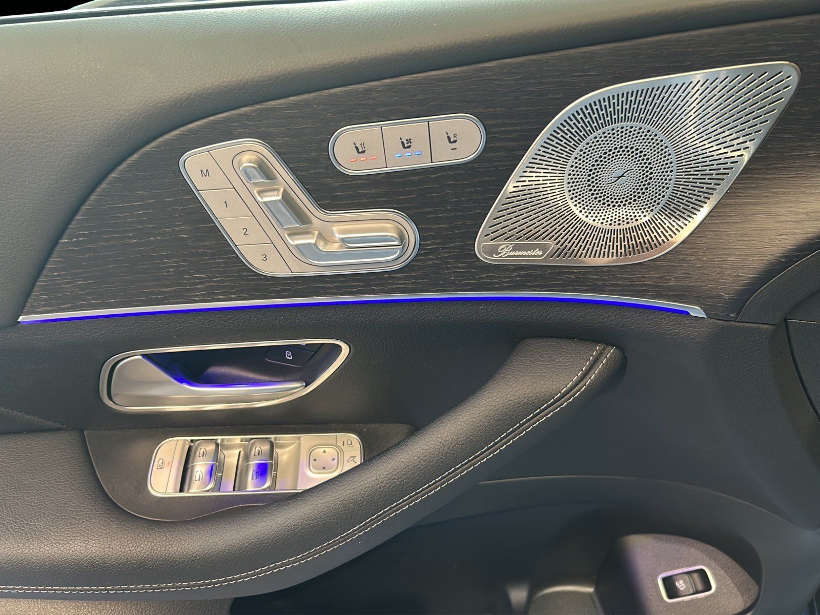 Fahrzeugabbildung Mercedes-Benz GLS 450 d 4M AMG Pano AHK Distronic MEMORY 23"