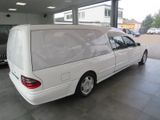 Mercedes-Benz E 220 CDI Stolle Bestattungswagen / Leichenwagen - Mercedes-Benz E 220 aus 2003: Cdi