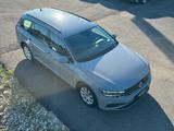 Volkswagen Passat Variant 1.5 TSI DSG KAM NAVI LED - Volkswagen Passat Variant aus 2023