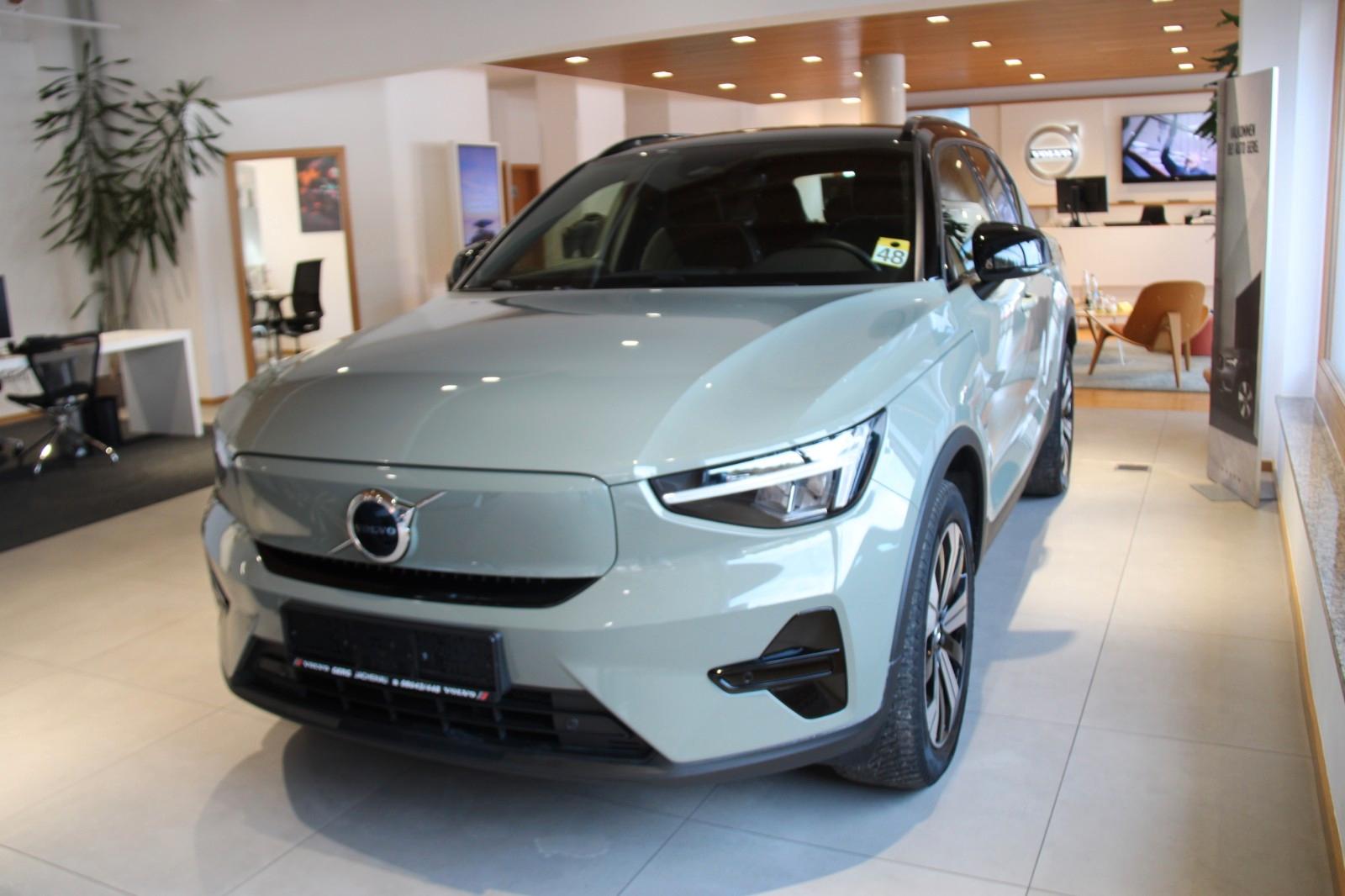 Volvo XC 40 XC40 Plus Recharge Pure Electric AWD