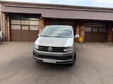 Volkswagen T6*LANG*8SITZER*CAVAELLE*STANDHEIZUNG* AHK*NAVI* - : Kleinbus, 8 Sitzer