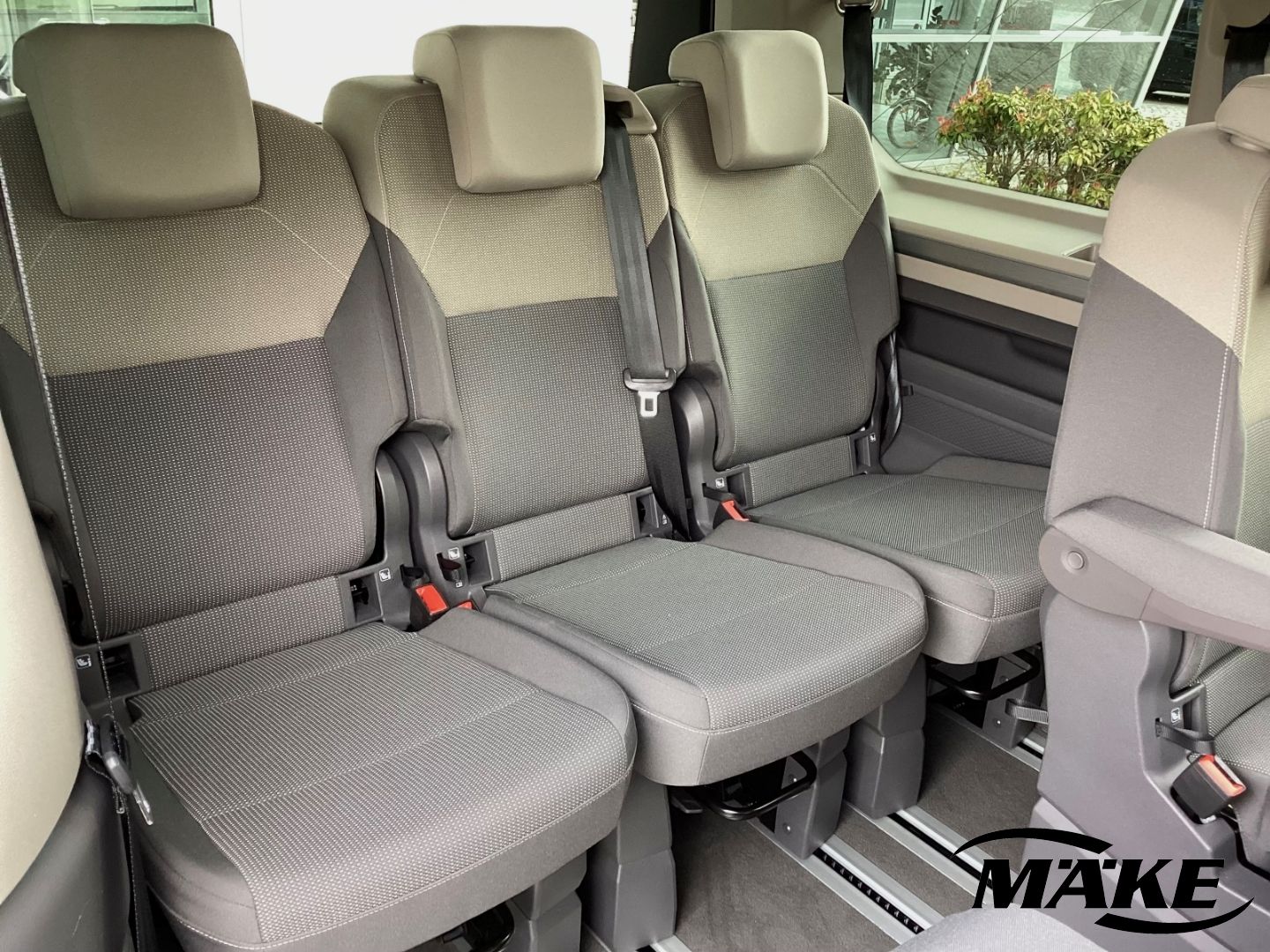T7 Multivan Life 1.5 TSI DSG KR NAVI LED GRA 7-S