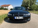 BMW 330i Coupé - Topzustand mit wenig Kilometern - BMW 330 mit Benzin-Antrieb: Coupé