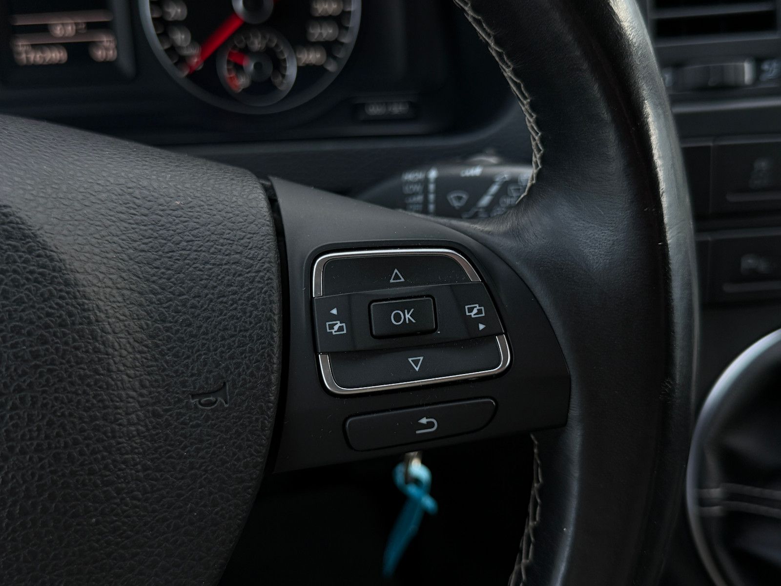 Fahrzeugabbildung Volkswagen T5 Multivan Edition 25 DAB GRA Side-Assist PDC