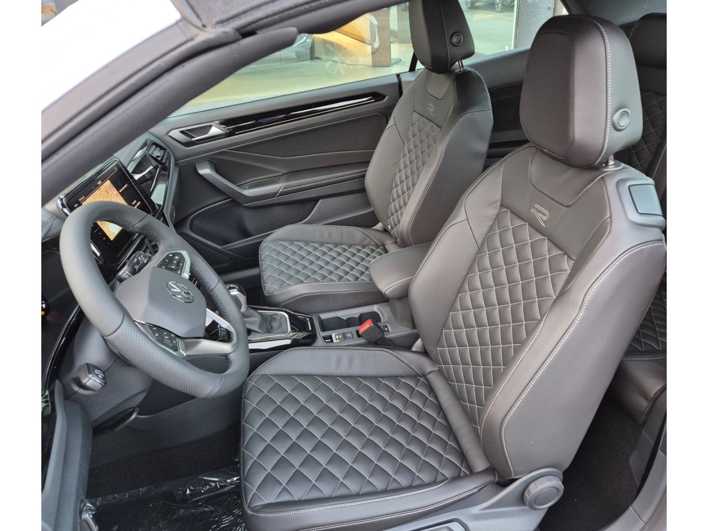 Volkswagen T-Roc Cabrio R-LINE 1.5TSI DSG AHK IQ-LED LederU foto 5