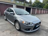 Mitsubishi Lancer 1.6 MIVEC Edition ClearTec Edition - Mitsubishi Lancer mit Benzin-Antrieb: Limousine, 1.6