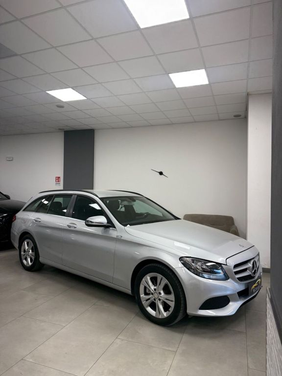 Image of Mercedes-Benz C 200