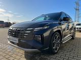 Hyundai Tucson 1.6 CRDi N-Line SHZ/MEMORY/KEYLESSGO/PANO - Hyundai TUCSON mit Diesel-Antrieb: Grau, Alcantara, mit Klimaautomatik