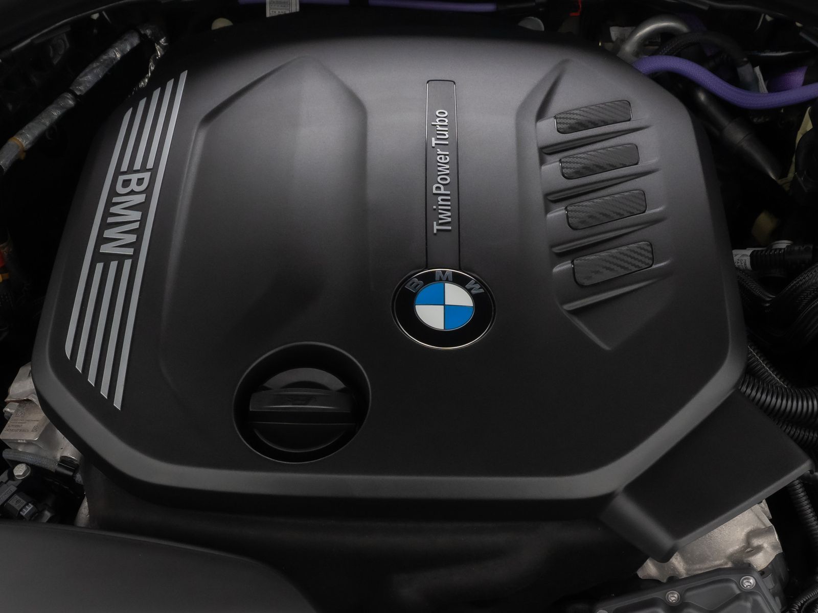 Fahrzeugabbildung BMW 320d MSport Alarm Komfort DAB HiFi Kamera 18Zoll