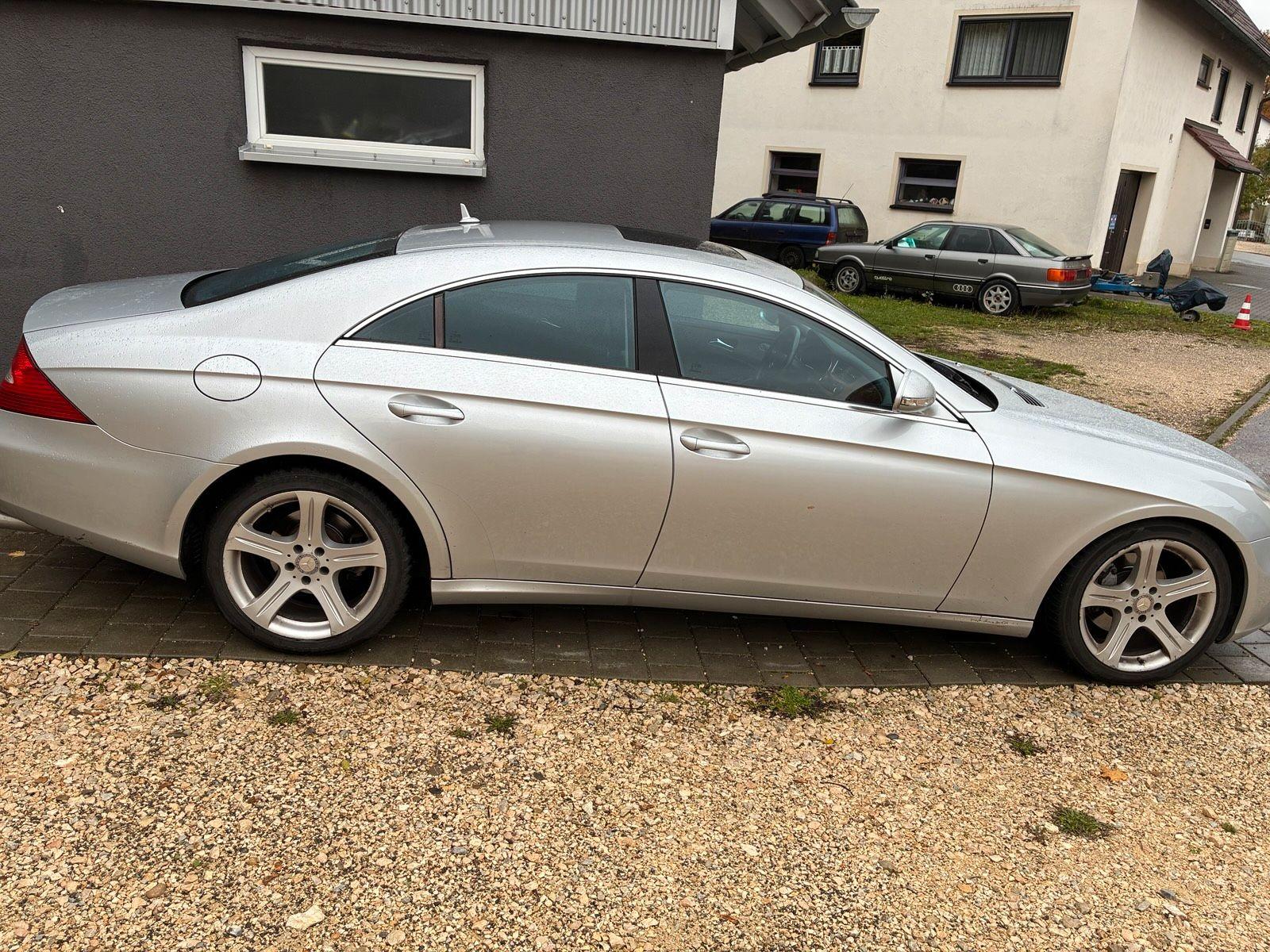 Mercedes-Benz CLS 320